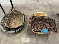 Partij rieten mandjes - afbeelding 2 van  4