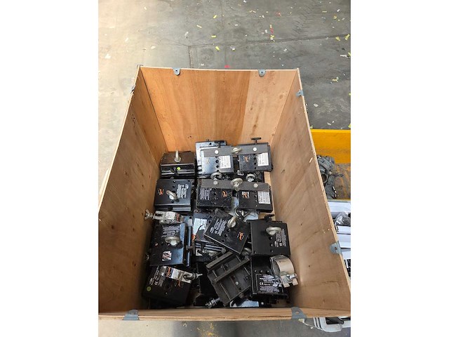 Partij rigging materialen - afbeelding 1 van  6