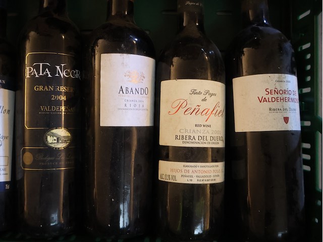 Partij rode wijn (x9) - afbeelding 3 van  4