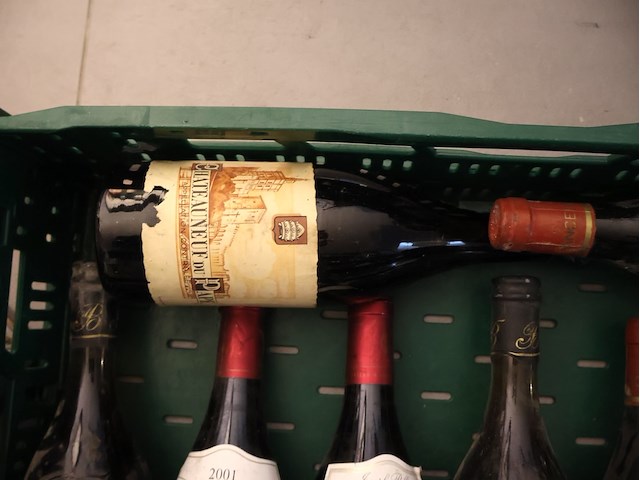 Partij rode wijn (x9) - afbeelding 4 van  5