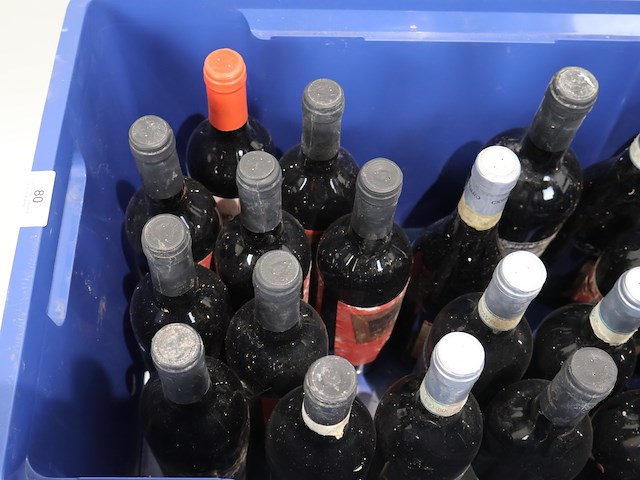 Partij rode wijn - afbeelding 5 van  6