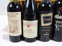 Partij rode wijn - afbeelding 3 van  7