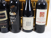 Partij rode wijn - afbeelding 4 van  7