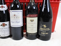 Partij rode wijn - afbeelding 4 van  7