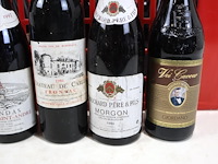 Partij rode wijn - afbeelding 4 van  7