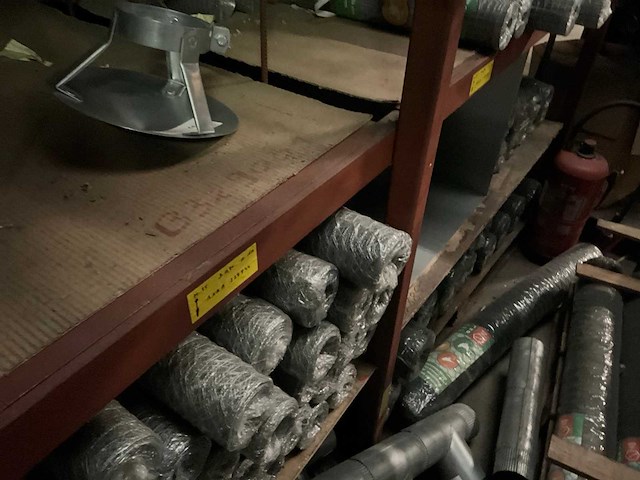 Partij rollen tuingaas - afbeelding 14 van  26