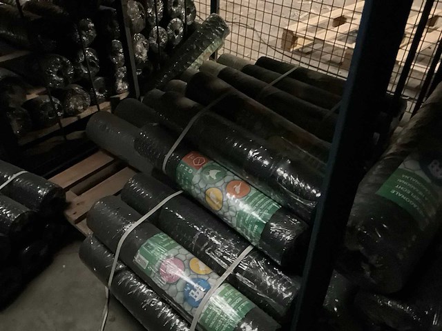 Partij rollen tuingaas - afbeelding 16 van  26