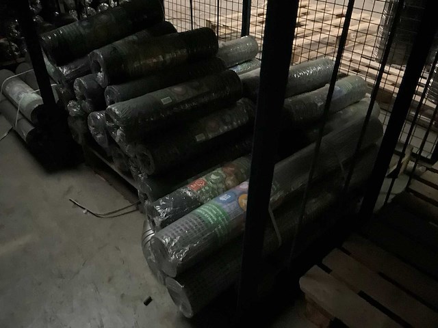 Partij rollen tuingaas - afbeelding 17 van  26