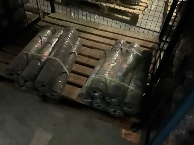 Partij rollen tuingaas - afbeelding 18 van  26