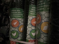 Partij rollen tuingaas - afbeelding 26 van  26