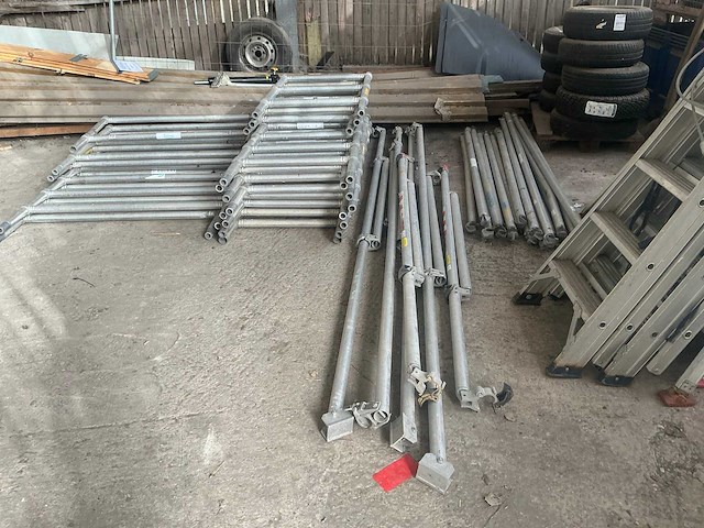 Partij rolsteiger onderdelen - afbeelding 1 van  7