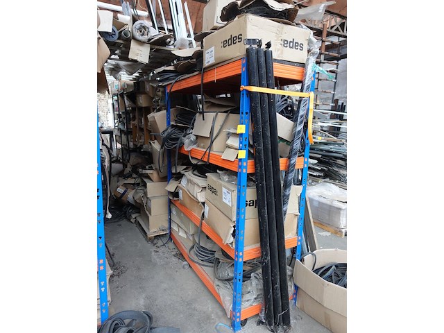 Partij rubber - afbeelding 1 van  26