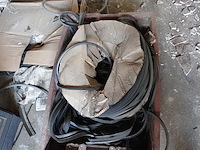 Partij rubber - afbeelding 15 van  26