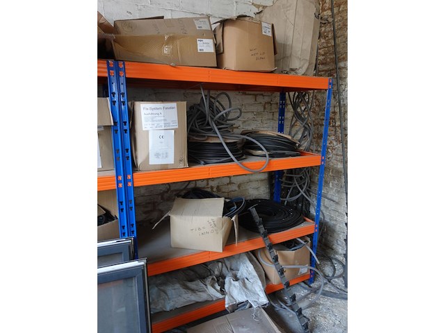 Partij rubber - afbeelding 16 van  26