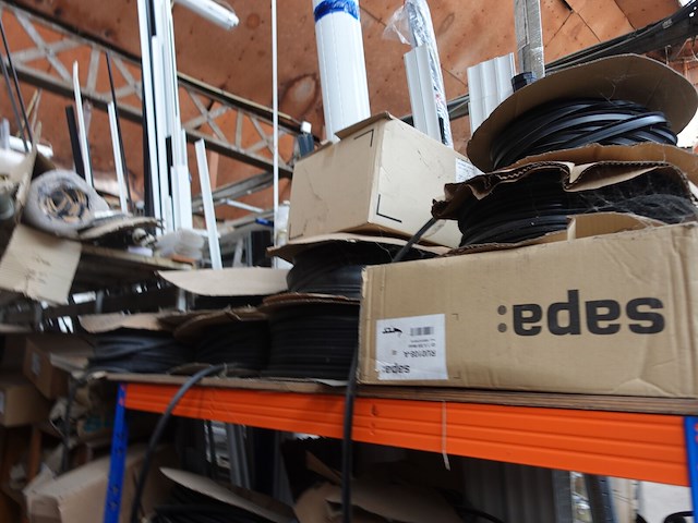 Partij rubber - afbeelding 21 van  26