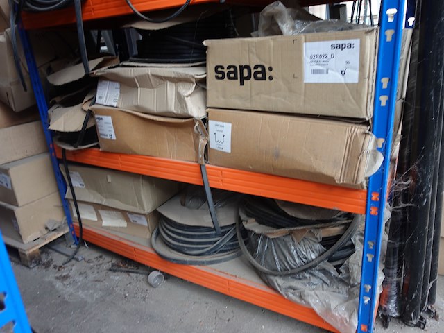 Partij rubber - afbeelding 23 van  26