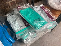 Partij rubberen handschoenen - afbeelding 5 van  7