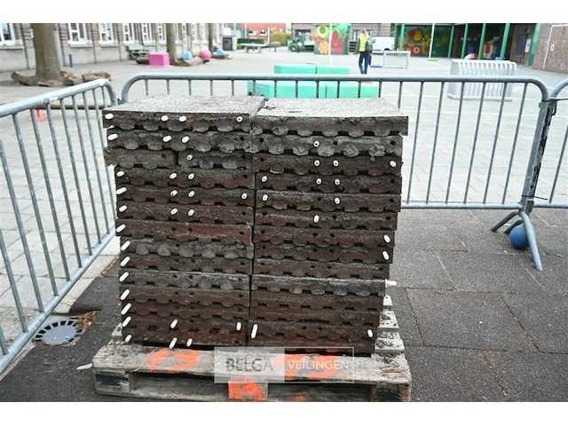 Partij rubberen valtegels - afbeelding 1 van  4