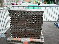 Partij rubberen valtegels - afbeelding 1 van  4