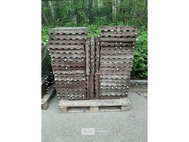 Partij rubberen valtegels - afbeelding 1 van  1