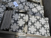 Partij rustieke vloertegels - afbeelding 3 van  4