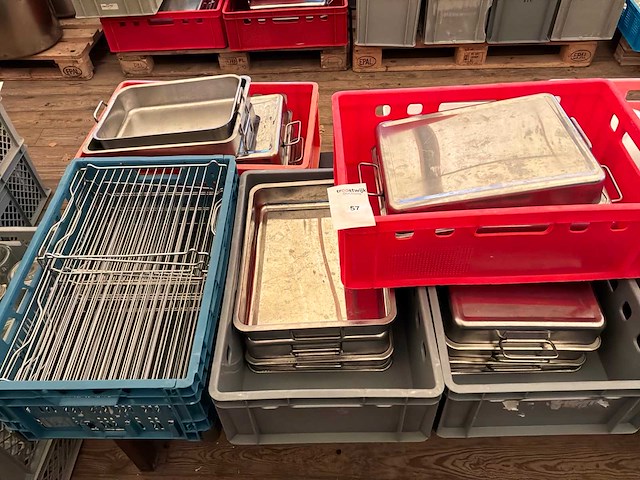 Partij rvs bakken - afbeelding 1 van  6