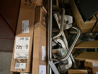 Partij rvs deurbeslag + siliconen - afbeelding 2 van  5