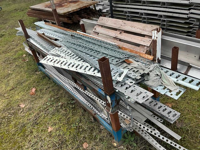 Partij rvs en aluminium - afbeelding 2 van  13