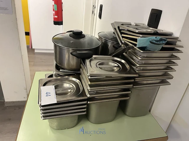 Partij rvs gastronormbakken en keukengerei - afbeelding 3 van  9