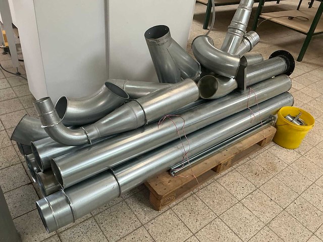 Partij rvs luchtkanalen - afbeelding 1 van  5