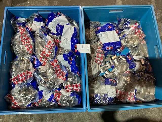 Partij rvs pijpfitting materiaal - afbeelding 1 van  10