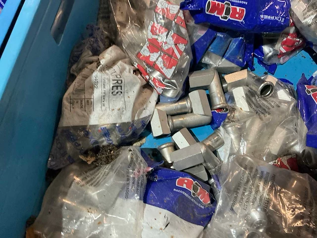 Partij rvs pijpfitting materiaal - afbeelding 5 van  10