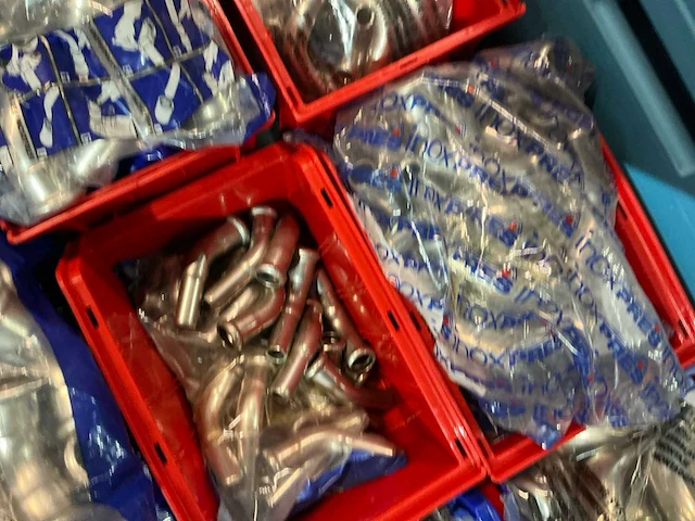 Partij rvs pijpfitting materiaal - afbeelding 12 van  12