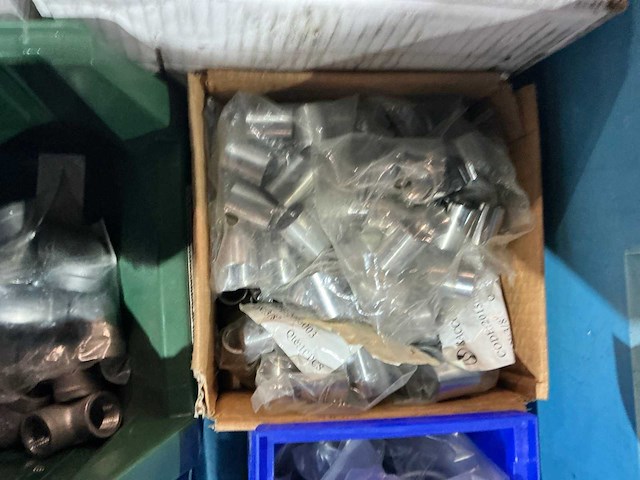 Partij rvs pijpfitting materialen - afbeelding 2 van  13