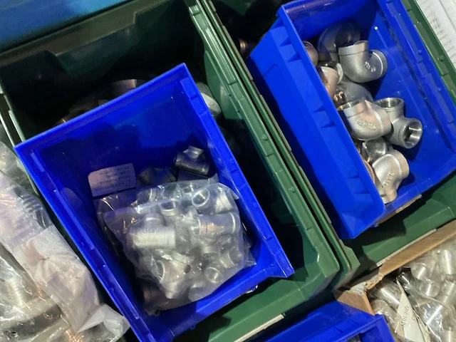 Partij rvs pijpfitting materialen - afbeelding 11 van  13