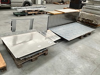 Partij rvs plaatmateriaal - afbeelding 1 van  3