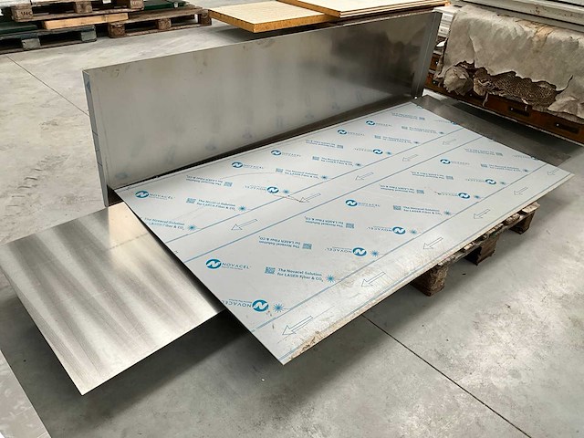 Partij rvs plaatmateriaal - afbeelding 3 van  3