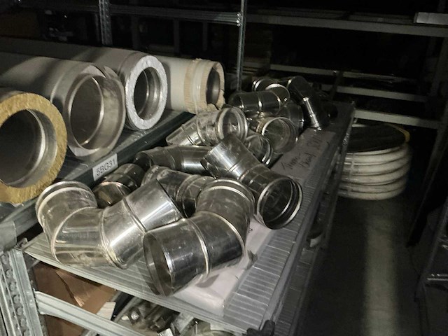 Partij rvs rookkanalen en accessoires - afbeelding 2 van  9