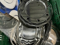 Partij rvs schotels diverse maten - afbeelding 1 van  3