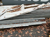 Partij sandwichpanelen en profielen - afbeelding 2 van  6