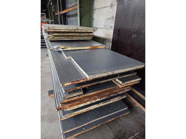 Partij sandwichpanelen - afbeelding 4 van  9