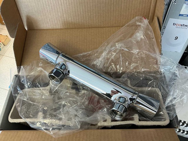 Partij sanitair- en badkameraccessoires - afbeelding 5 van  13