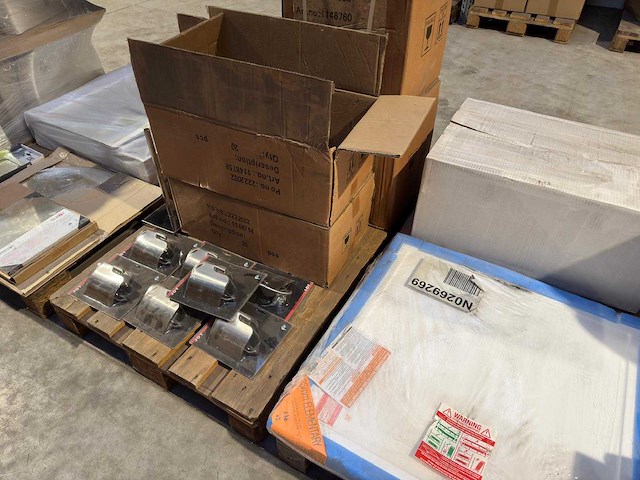 Partij sanitair 9 pallets - afbeelding 21 van  32