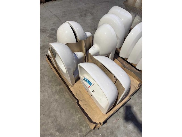 Partij sanitair 9 pallets - afbeelding 23 van  32
