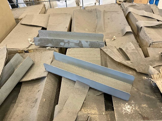 Partij sanitair, tegels en bouwmaterialen - afbeelding 14 van  24