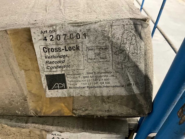 Partij sanitair, tegels en bouwmaterialen - afbeelding 16 van  24