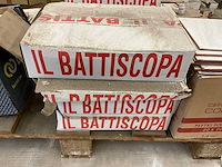 Partij sanitair, tegels en bouwmaterialen - afbeelding 23 van  24