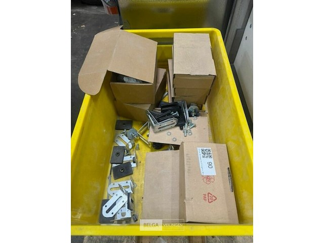 Partij sanitaire aansluitingen - afbeelding 1 van  6