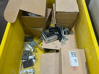 Partij sanitaire aansluitingen - afbeelding 1 van  6