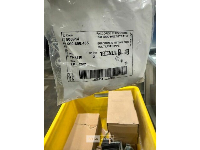 Partij sanitaire aansluitingen - afbeelding 5 van  6